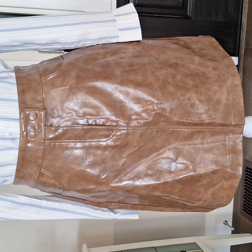 🆕️[6] "retro mini skirt "